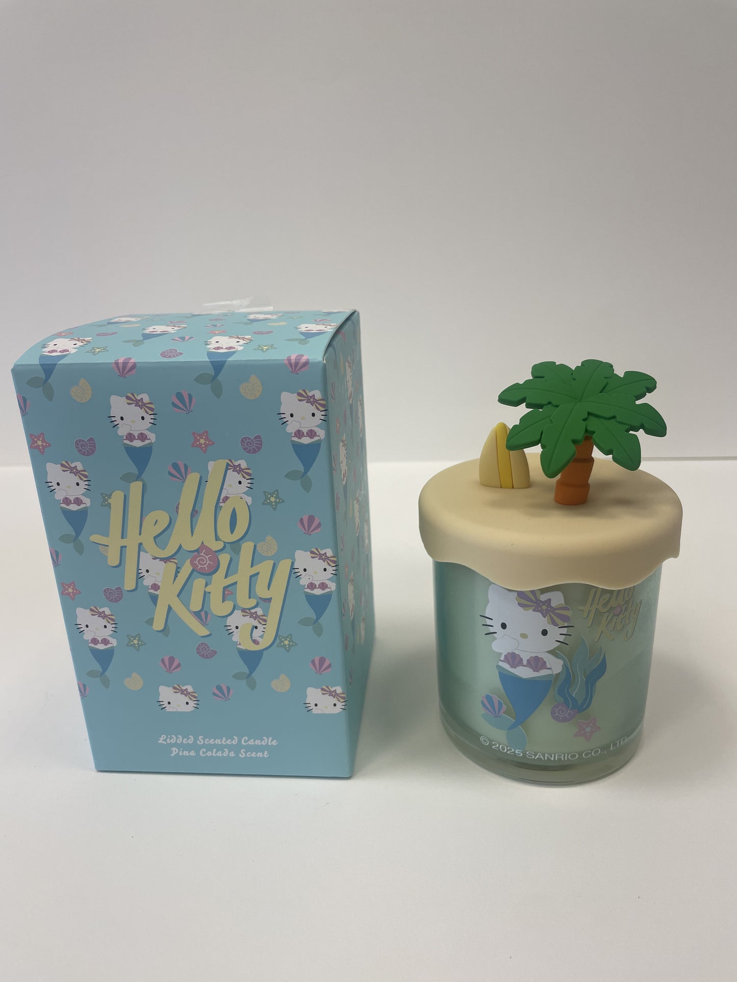 Summer Themed Candle, Glass Vessel with 3D Silicone Lid, Pina Colada Scented