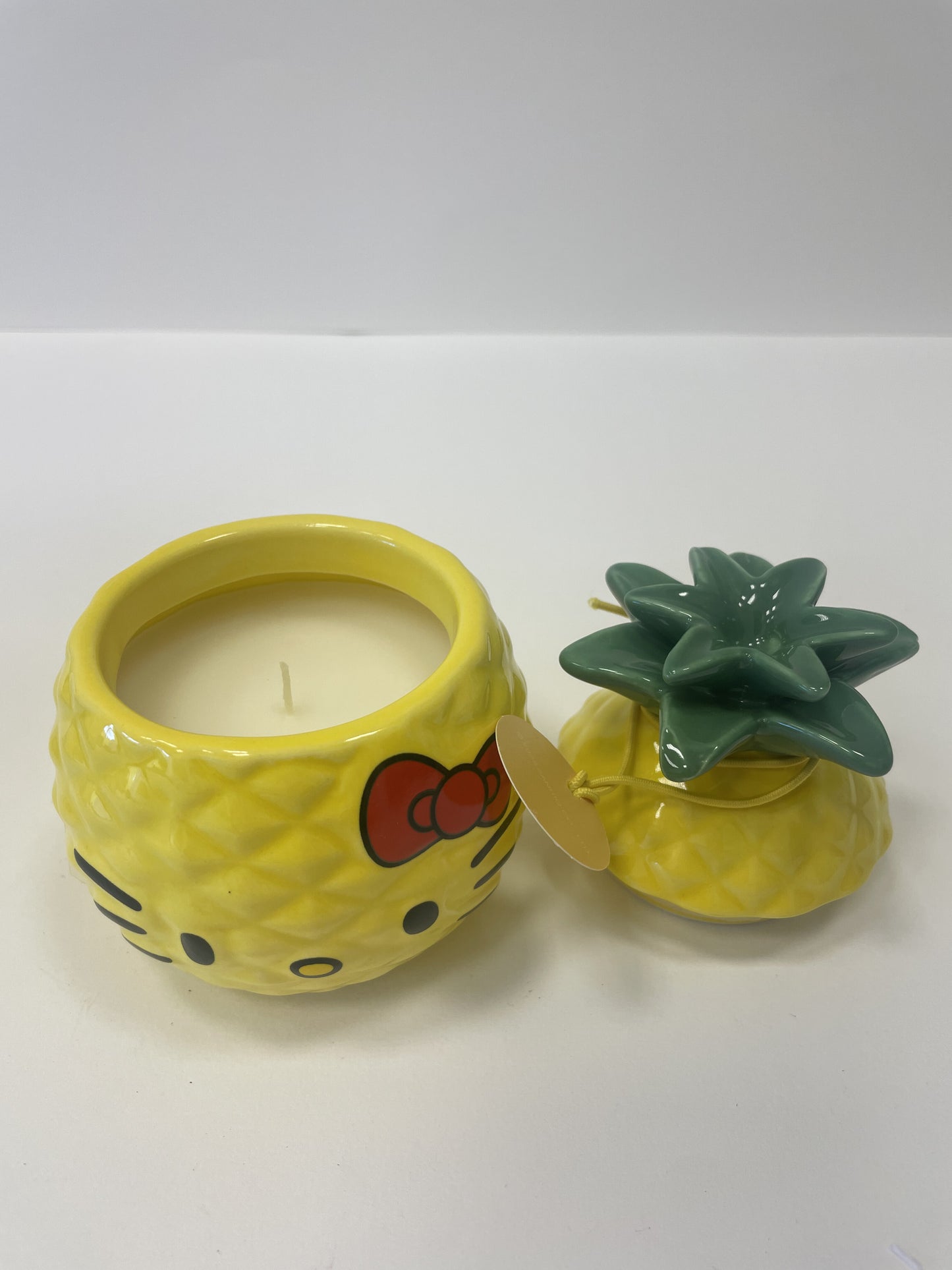Summer Themed Candle, Reuseable Jar candle with Tropical Pineapple Scent